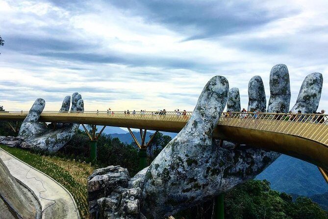 PREMIER TOUR - Discover Golden Bridge and Ba Na hill - Small group by Mini Van - Golden Bridge and the Hand of the Gods: What You’re Really Walking Toward