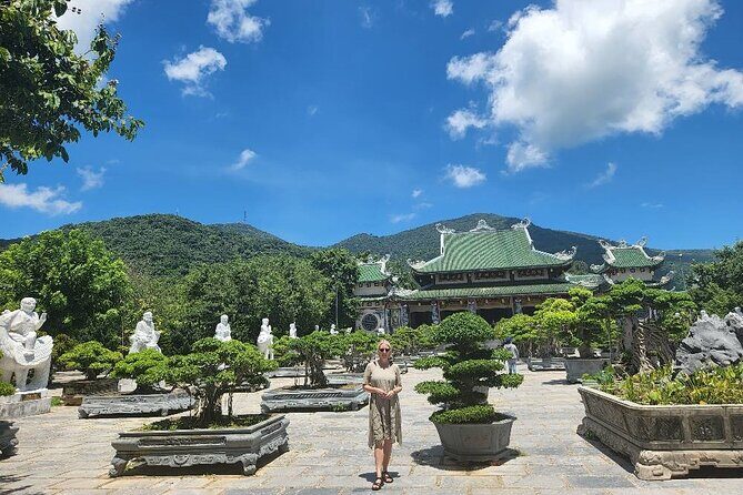 PRIVATE TOUR at Marble Mountains - Am Phu Cave & Monkey Mountain - Son Tra Peninsula: Lady Buddha on 17 Floors