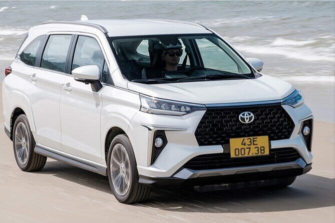PRIVATE TRANSFER Da Nang Airport to/from Da Nang & Hoi An hotels - Comfort details that make the ride actually pleasant