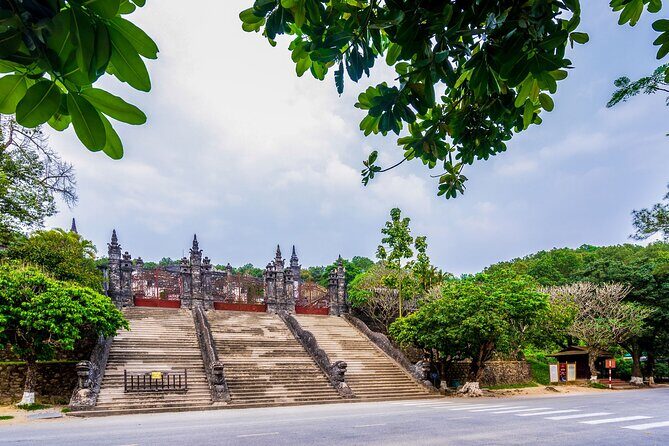 Round Trip: Da Nang/Hoi An – Hue with English-Speaking Driver - Stop 4: Hue Imperial City (The Citadel)—your main event