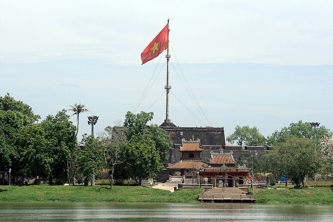 Round Trip: Da Nang/Hoi An – Hue with English-Speaking Driver - What the price covers—and how to budget for the real cost