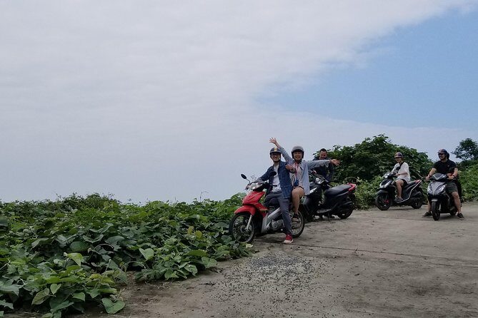 Scooter Adventure on Monkey Mountain - Ban Co Peak near the Intercontinental: drinks, fruit, and a cool breeze
