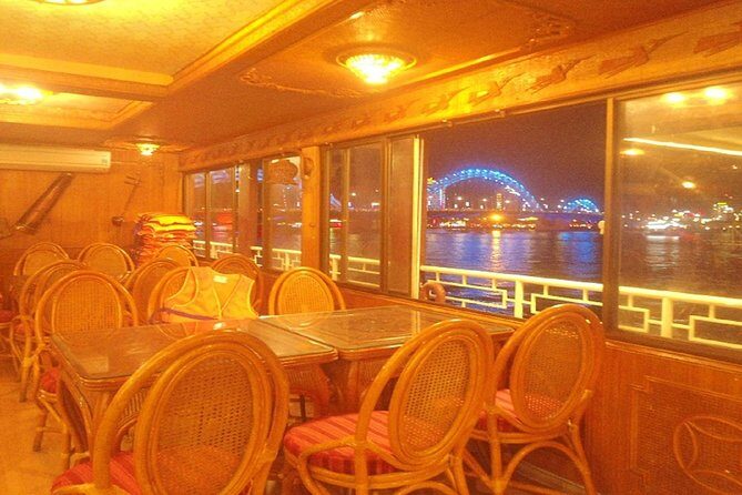 Tasty Dinner Han River Dragon Cruise by Yatch & Tradictional Show - Showtime on the water: Champa performance plus start and end acts