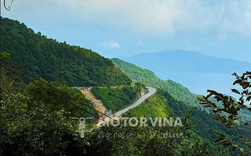 Top Gear Hai Van Pass Motorbike Adventure - by Motorvina - Marble Mountains: A Trek That Adds Texture to the Coast Day