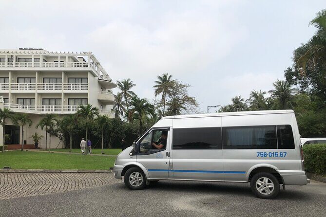 Transfer from Da Nang airport to Hoi An by private cars - What You Get on the Ground: Bags, Signs, and Small Help That Adds Up